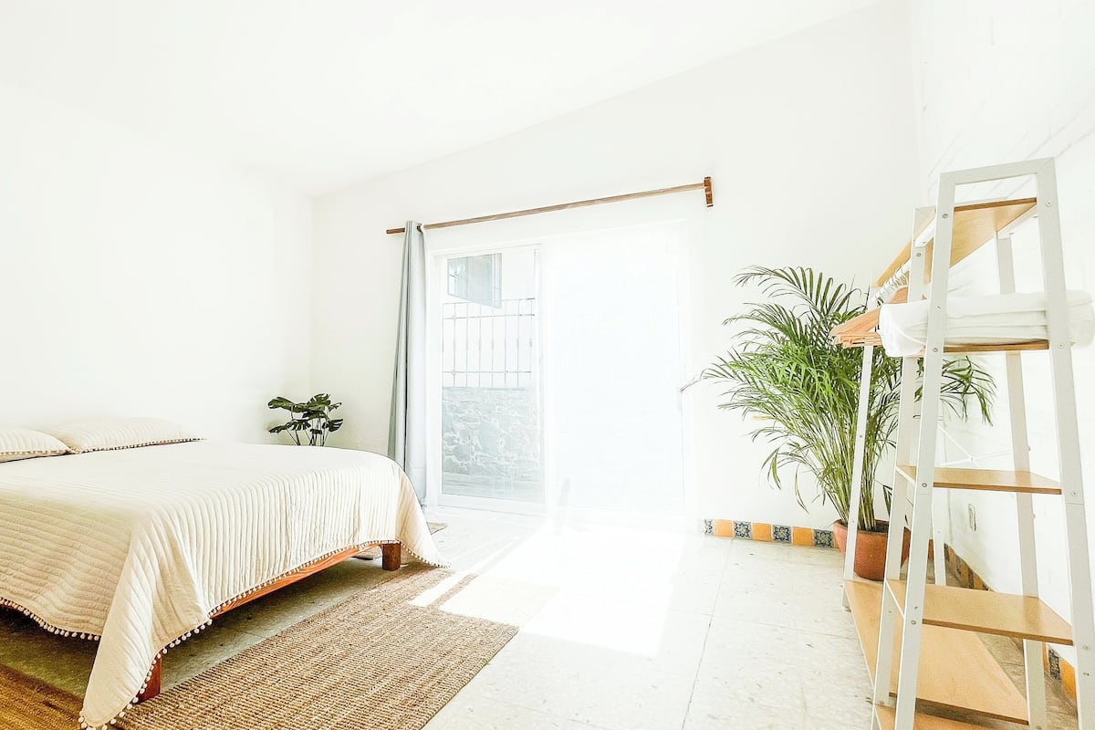 Standard Double Room | Free WiFi, individually decorated, individually furnished