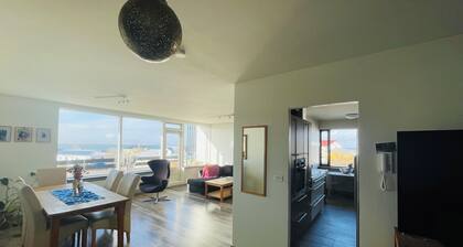 3-bedroom ocean view apartment in charming Seltjarnarnes perfect for relaxing