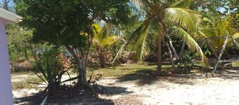Enjoyable fresh sea breeze on your private Creek