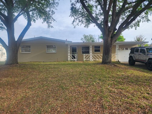 The Launch Pad – 3BR Titusville Home Near Kennedy Space Center