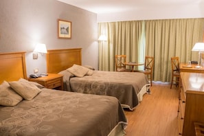 In-room safe, free WiFi - Howard  Johnson (Río Cuarto)