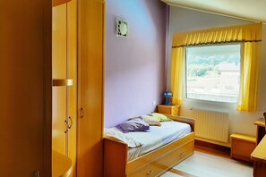 Room - Penthouse 100m² with Terrace and Pool (Castro Urdiales)