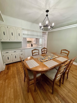 Dining - The Country Farmhouse offers five bedrooms and is located in peaceful location. (Lyons)