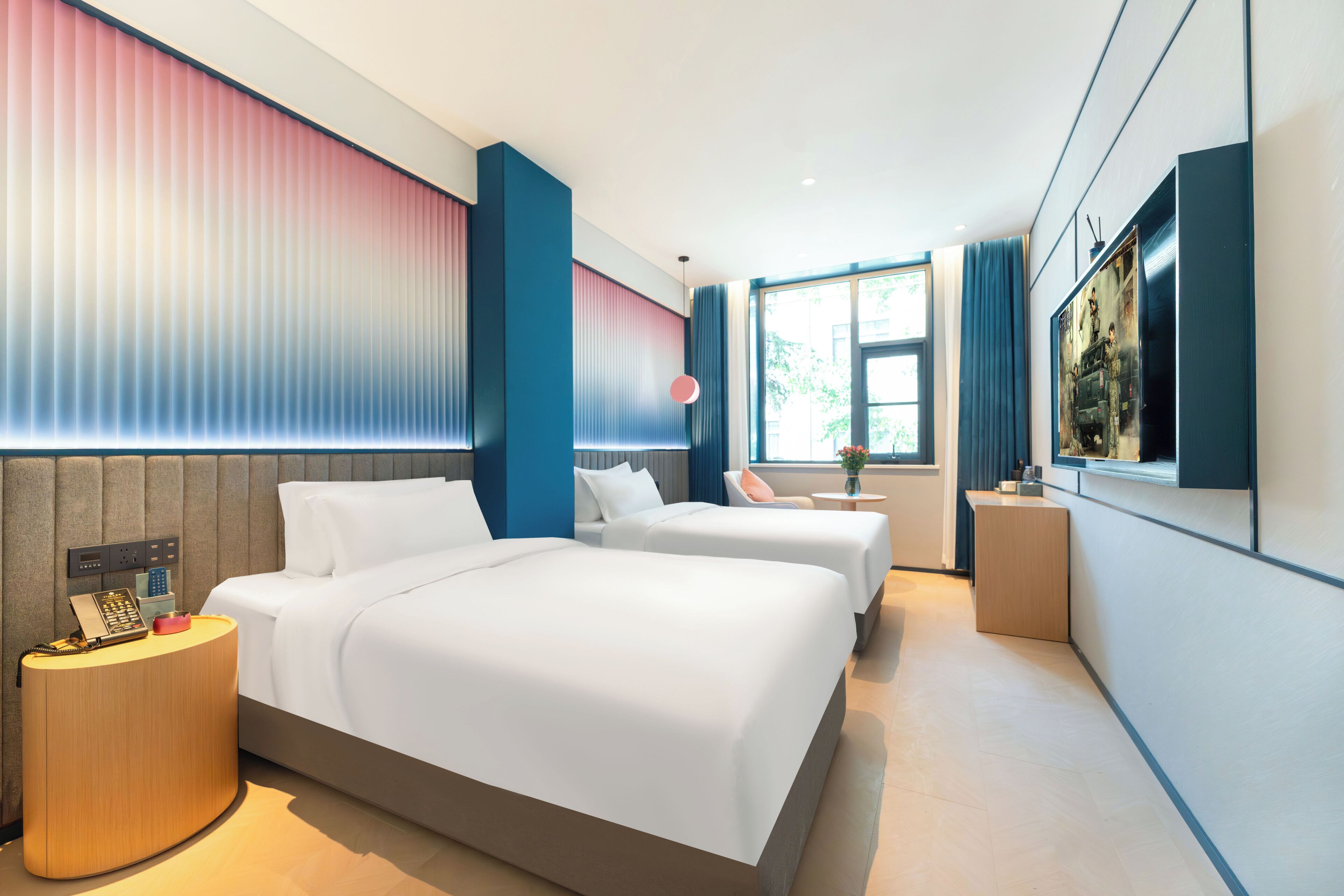 Superior Twin Room, City View | Desk, laptop workspace, free WiFi