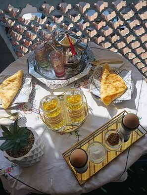 Outdoor dining - B&B RAMBALDI (Ferrara)