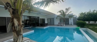 Modern Villa in Saly Center