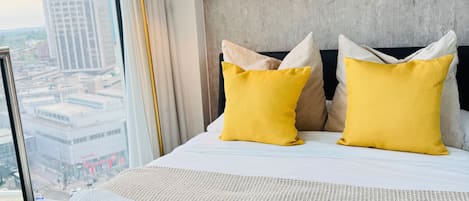 熨斗/熨衫板、免費 Wi-Fi、床單