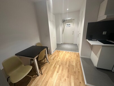 Cozy Studio With 3 Beds in Sollentuna, Stockholm