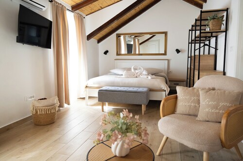Beautiful Studio Apartment Close to the Beach