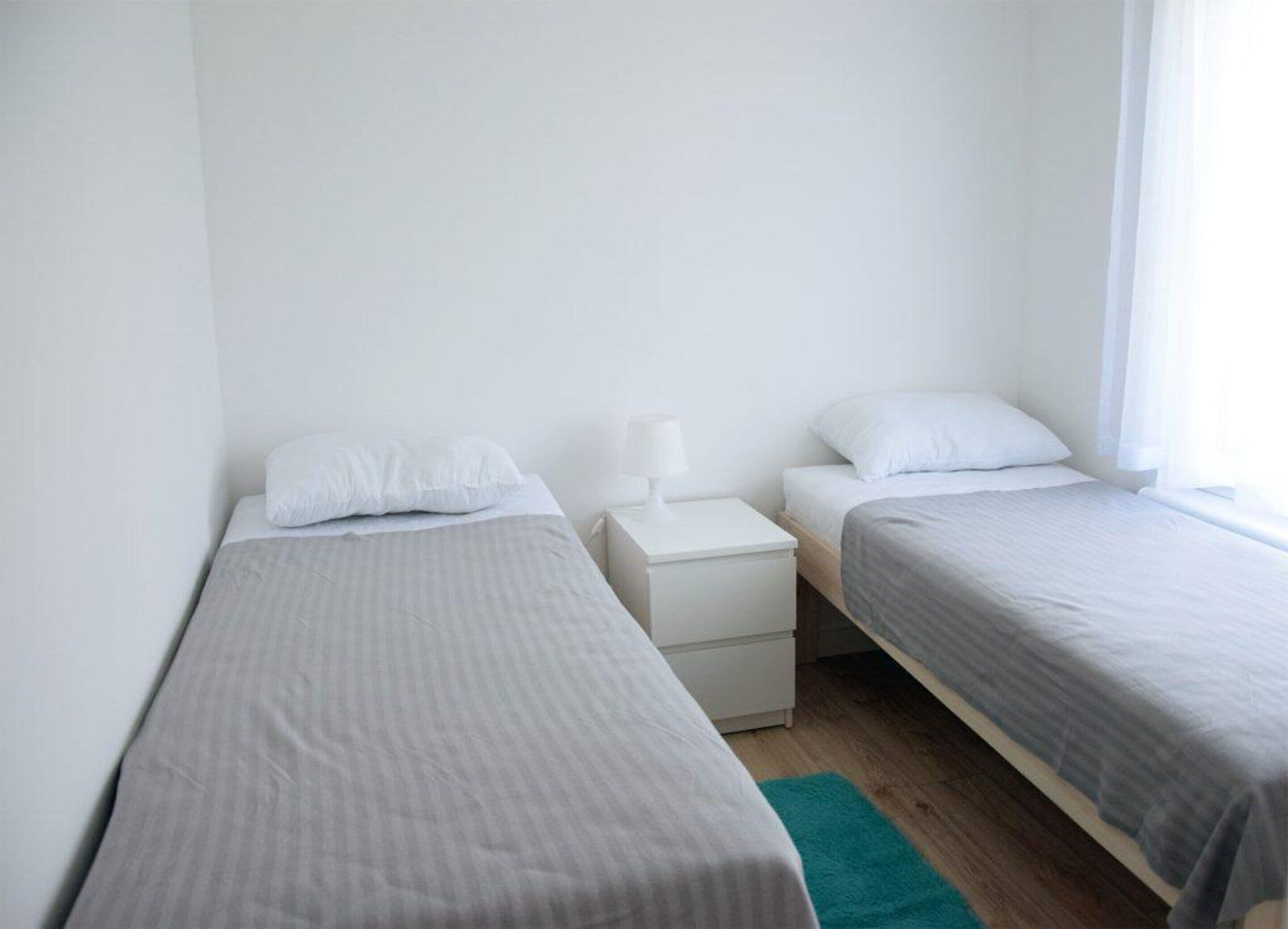 Casa | 1 habitación, muebles diferentes y ropa de cama 