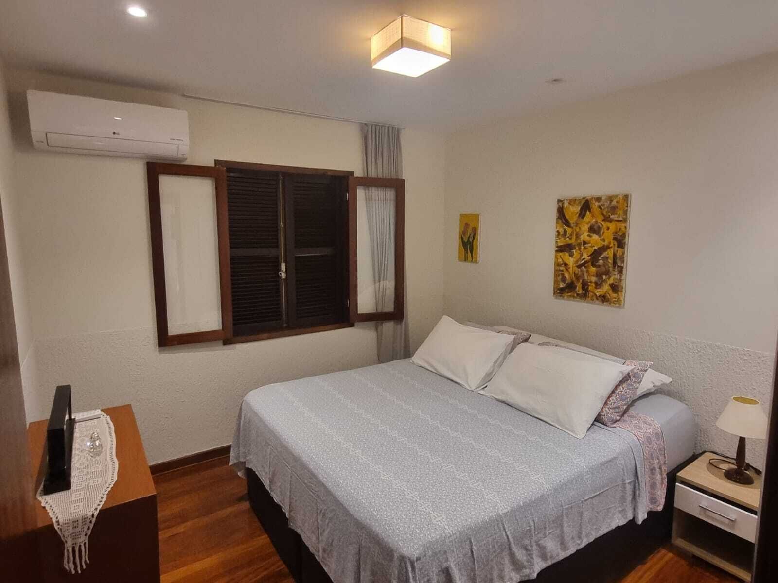 Villa | Blackout drapes, iron/ironing board, WiFi (free)