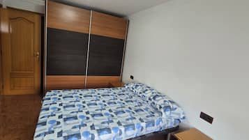 WiFi, bed sheets