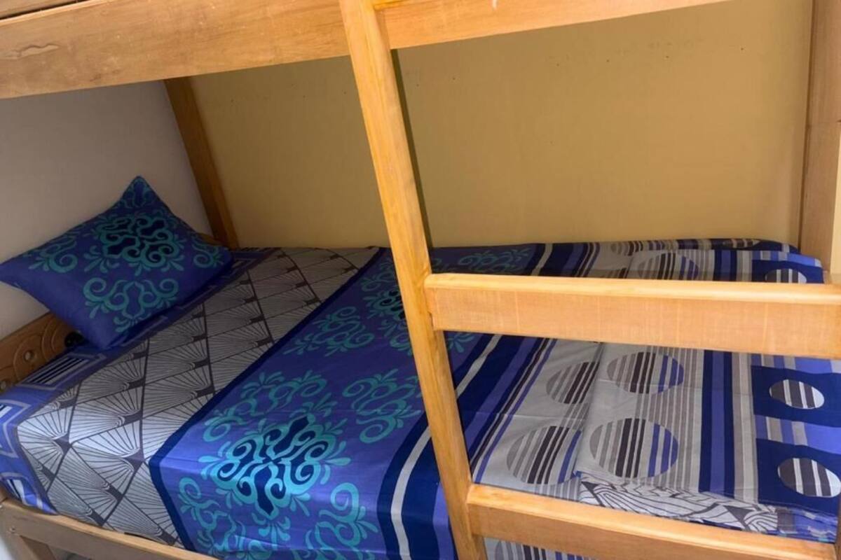 Dormitorio compartido Confort, solo para mujeres | Wifi gratis