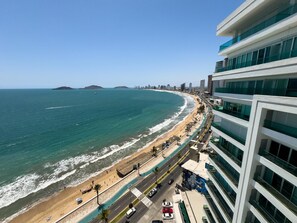 Beach nearby - Malecon Location Torre eMe #1224 with Pool (Mazatlán)