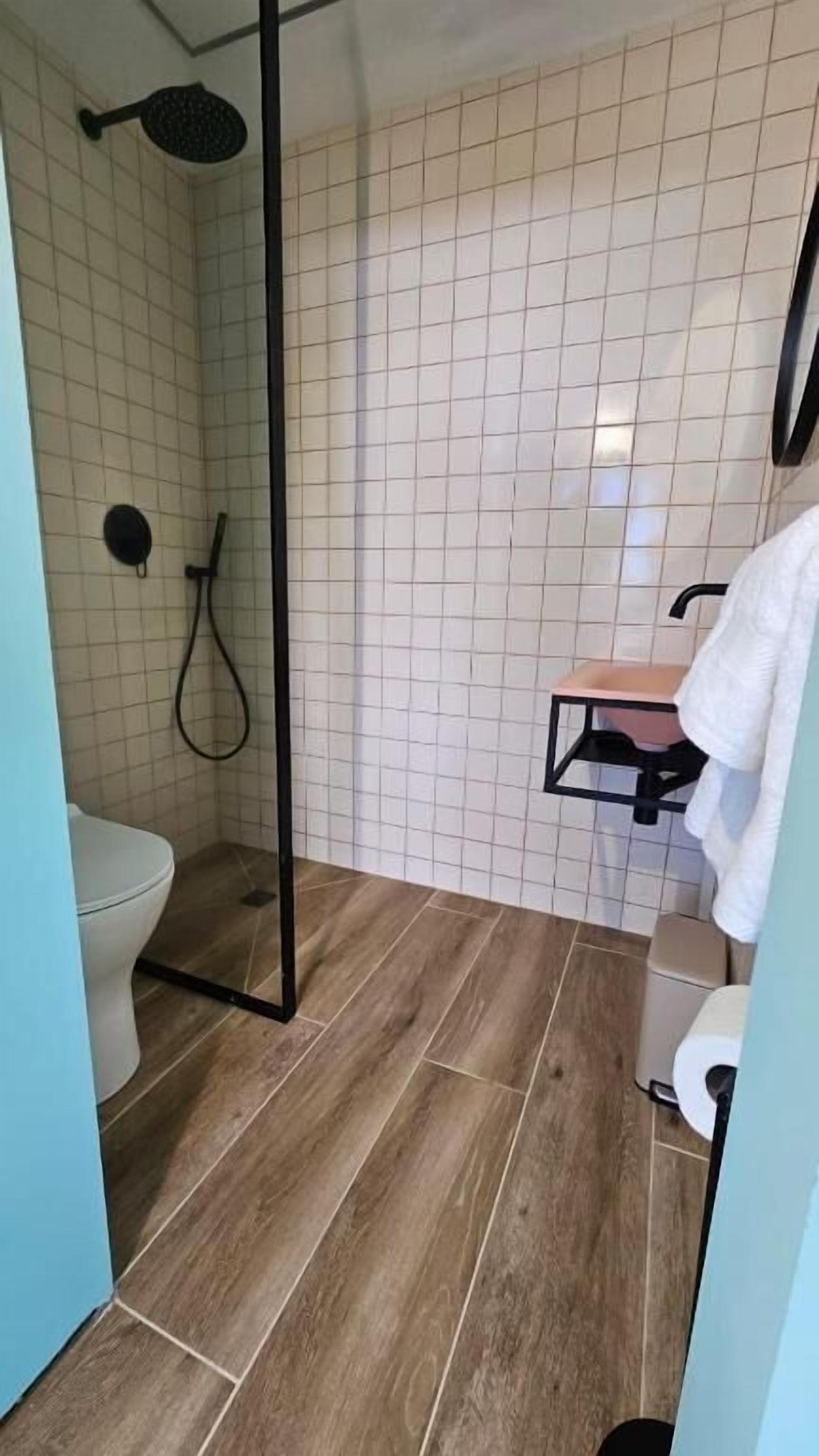 Double or Twin Room, Patio, Sea View | Bathroom