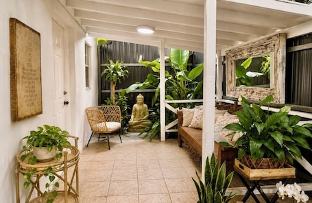 Cozy Boho House in Buena Vista Minutes to Wynwood & Design District