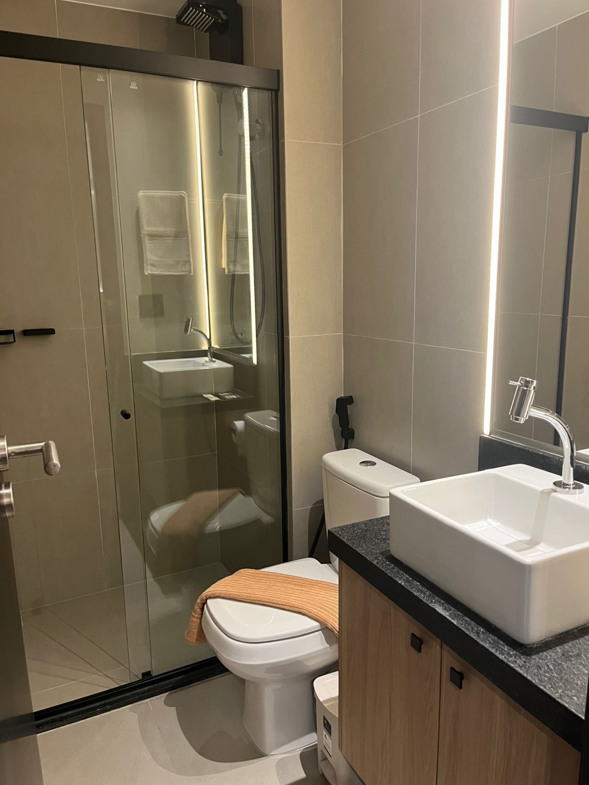 Comfort Triple Room | Bathroom