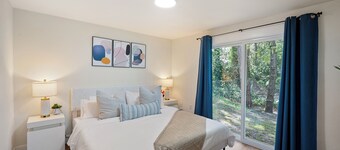 Lakewood Retreat-Minutes to JBLM and Hospitals, sleeps 4 guests, pet friendly
