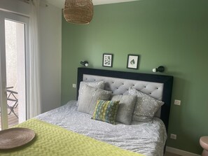 Internet, bed sheets - Villa Tom and Nina (Lagord)