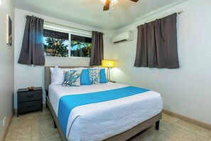3 bedrooms, desk, WiFi, bed sheets - Private Home in Kihei (Kihei)