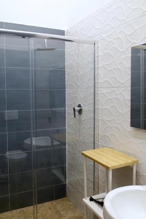 Bathroom - Palazzo Ferrara  (Napoli)