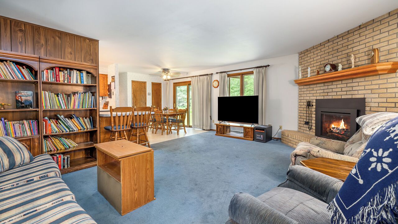 The Lake Bluff House - Escanaba, MI