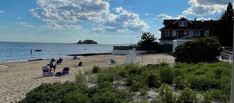 Welcoming 1-Bedroom Cottage in Charming Madison is One Mile to Town and Beach!