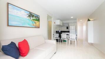 Apartment, 3 Bedrooms, Balcony | Living area