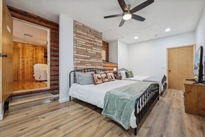 3 Schlafzimmer, Bügeleisen/Bügelbrett, WLAN, Bettwäsche