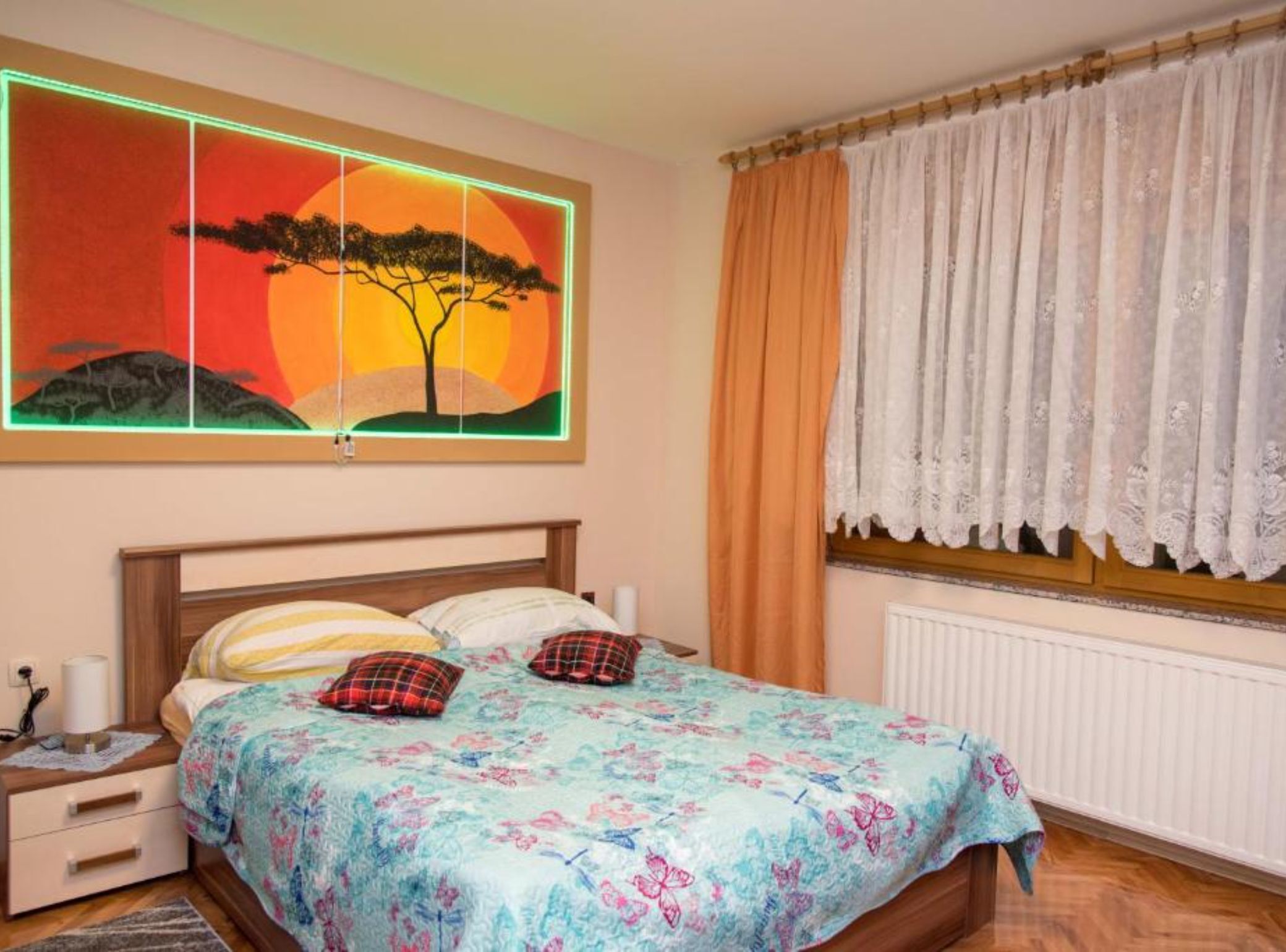 Twin Room (Twin Room With Shared Kitchen And Bat) | 3 bedrooms, free WiFi
