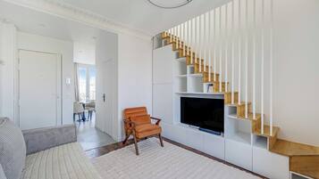 Apartment | Living area