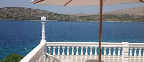 Departamento (One Bedroom Apartment With Terrace An) | Terraza o patio