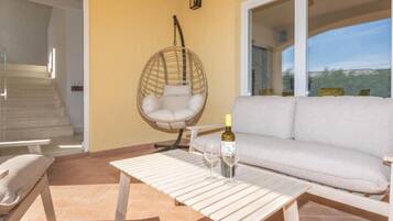 Villa (Villa Mate With Pool And Olive Grove) | Terrasse/Patio