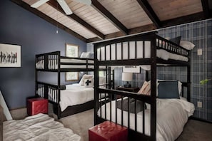 Iron/ironing board, WiFi, bed sheets - Hot Tub, Sauna, Theater & Minutes to Bryce Resort (Basye)