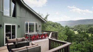 Outdoor dining - Hot Tub, Sauna, Theater & Minutes to Bryce Resort (Basye)