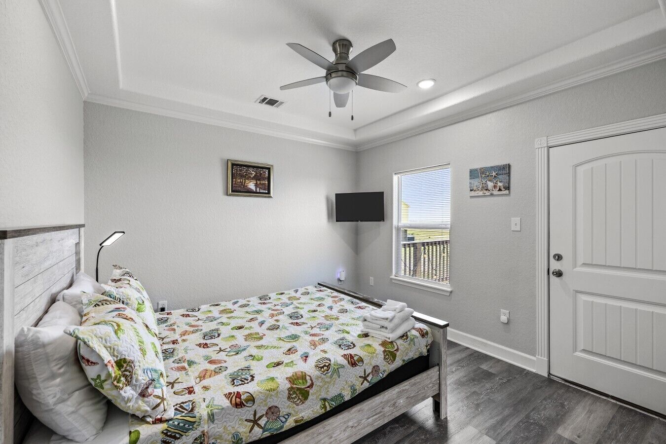 Desk, iron/ironing board, travel crib, WiFi