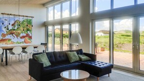 Unclassified image, 5 of 13, button - Amazing home in Vestervig with WiFi (Vestervig)