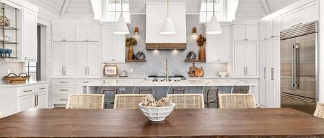 Casa (Multiple Bedrooms) | Interior