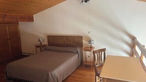 2 bedrooms - Semi-Detached Cottage in St. Ferréol-le-Lac / Vacation at the Foot of the Montagne Noire (Revel)