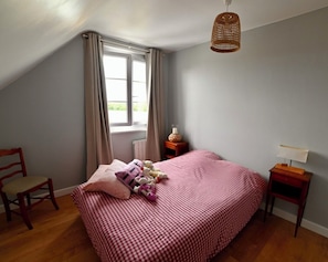 Room - Vrbo Property (Ruca)