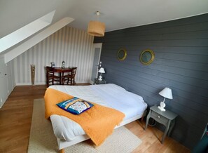 Room - Vrbo Property (Ruca)