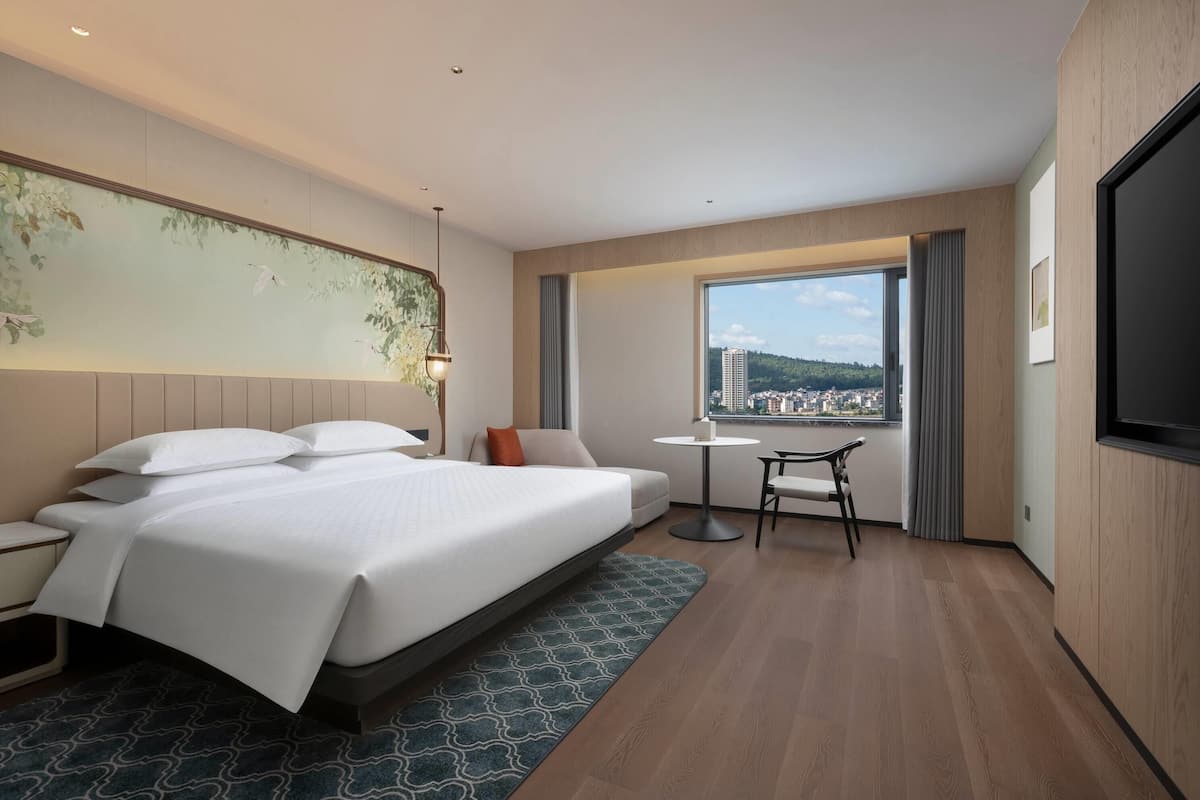 Chambre Supérieure, 1 très grand lit, non-fumeurs, vue ville
