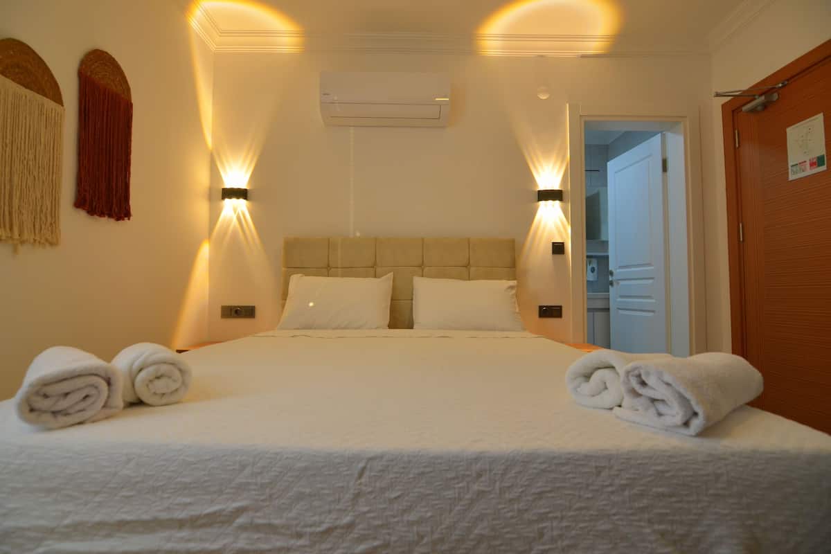 Economy Double Room, City View