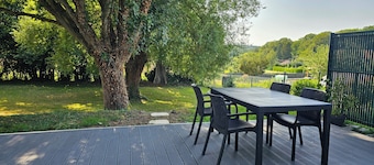 Country house between Paris and Deauville, with a beautiful garden