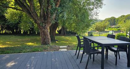Country house between Paris and Deauville, with a beautiful garden