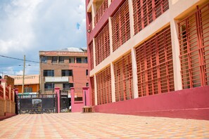 Exterior -  Exclusive Studios in Nairobi-kitchenette, WiFi, TV, fridge, microwave and more. (Nairobi)