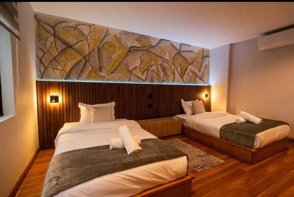 Premium bedding, free WiFi, bed sheets - Nam Hotel Boutique (Medellín)
