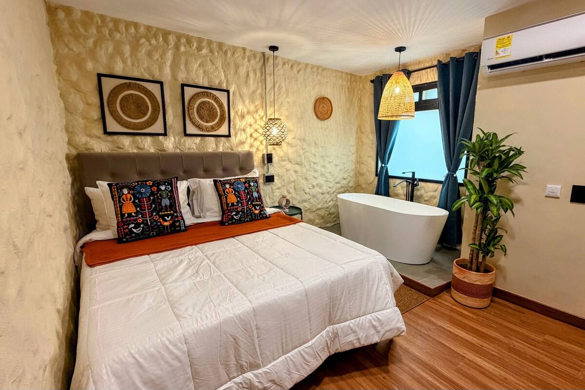 Deluxe Double Room, Hot Tub