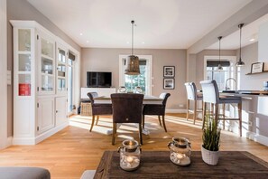 Dining - Luxury apartment with jacuzzi in Loddin (Kamphof)