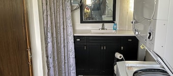 3-bedroom mobile home in pleasant Hanover with AC